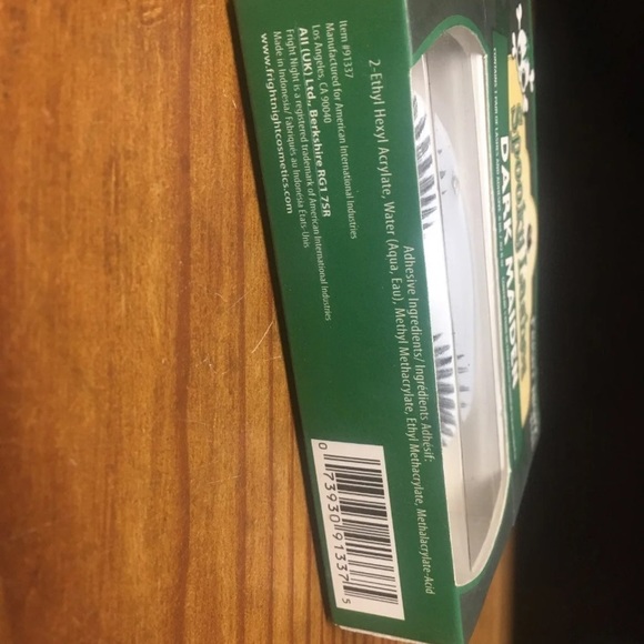 Ardell Lashes - Picture 5 of 6